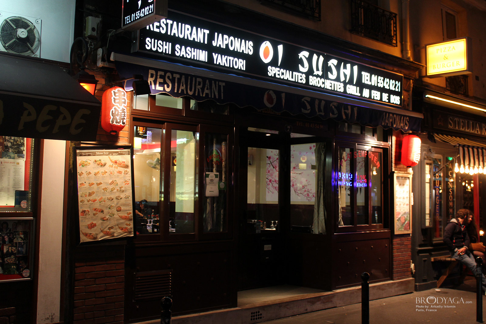 Oi Sushi, 7 Rue Mouffetard, Paris